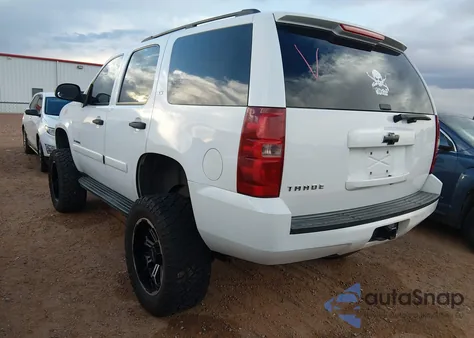 2009 Chevrolet Tahoe Ls z USA, uszkodzony, nr VIN 1GNFC13C49R166440